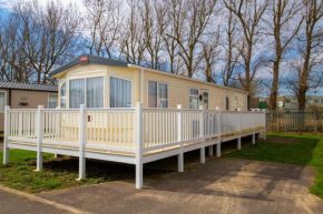 SBL38 Caravan at Camber Sands - quiet location